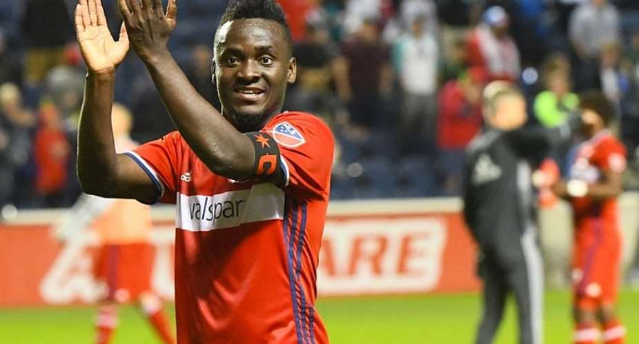 Chicago Fire star David Accam donates story books to literacy outreach organization in Ghana