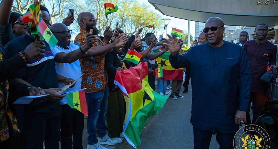 Mahama arrives in Lyon for One Health Summit