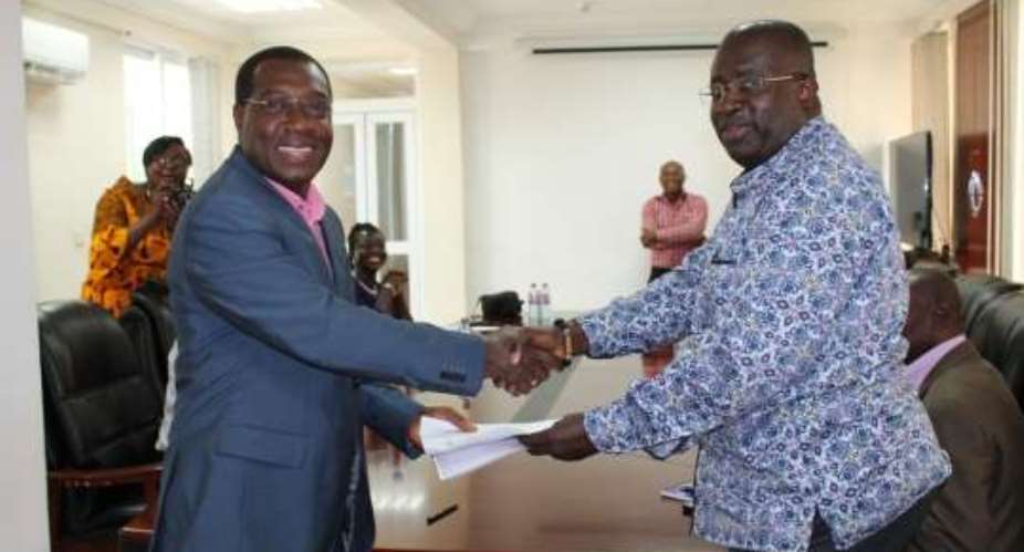 Minerals Commission signs MOU with Solidaridad