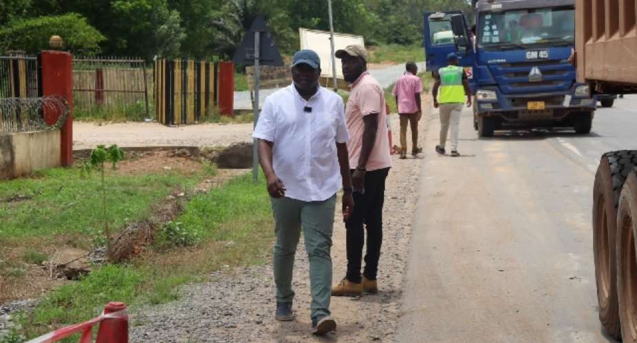 Roads Minister orders probe into rapid deterioration of €95m Tarkwa-Agona Nkwanta road