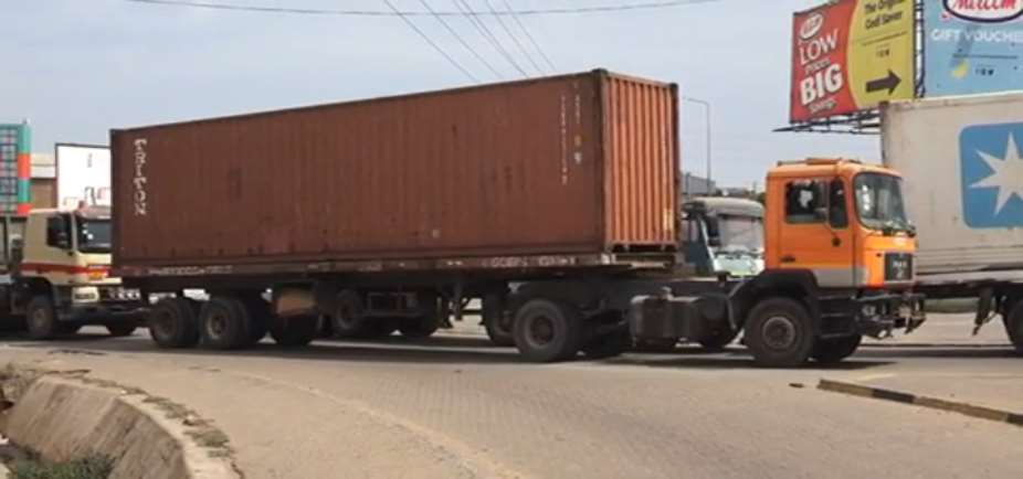 Danger looms on the roads - Unlatched Cargo Trucks