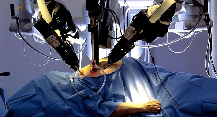 Advantages of robotic surgery in treating gastric cancer