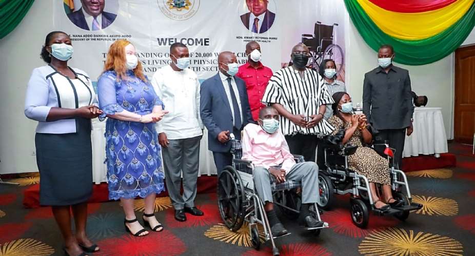 Bawumia hands over 20,000 wheelchairs to persons with disability