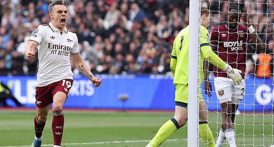 Arsenal snatch dramatic win as VAR breaks West Ham hearts in stoppage time
