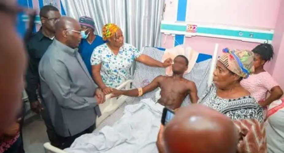 Bawumia visits KNUST student stabbed during NPP thank your tour, donates GH¢50,000 for treatment