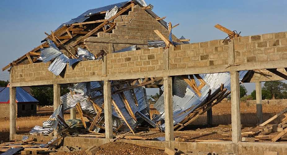 Windstorm kills one, injures 19 and displaces hundreds in Binduri