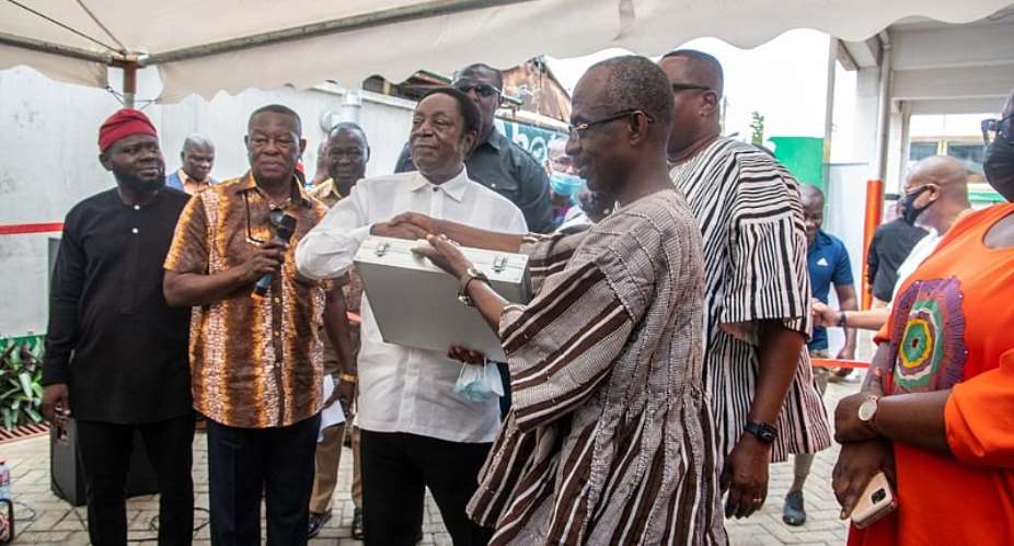 You have shown love for NDC – Asiedu Nketia applauds Dr. Duffuor after withdrawing injunction case