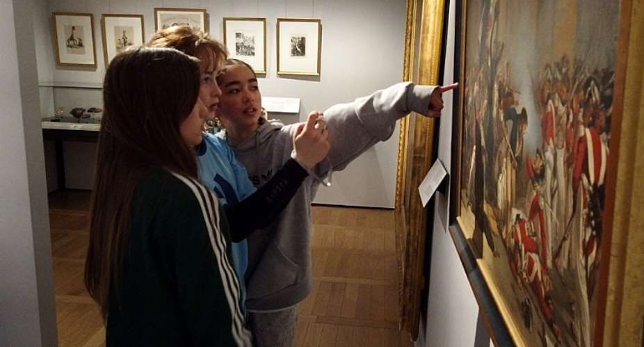 Paris museum finds Olympic groove mixing hip hop, photo and art