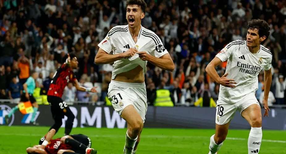La Liga: Real Madrid score injury-time winner to make Barcelona wait for title