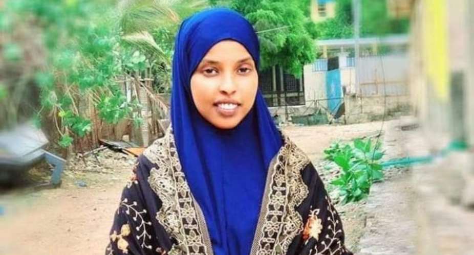 Police and NISA officers attack journalists covering protest, beat female reporter and confiscate equipment in Mogadishu