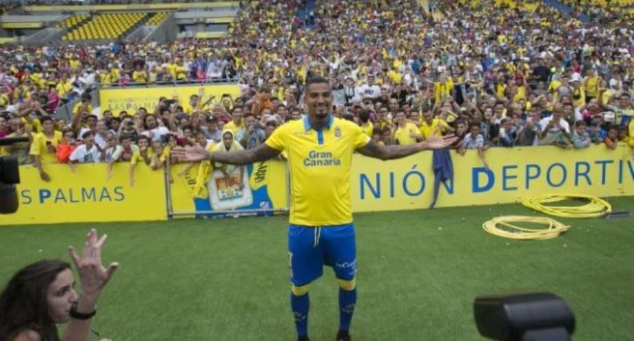 Kevin-Prince Boateng extends Las Palmas stay