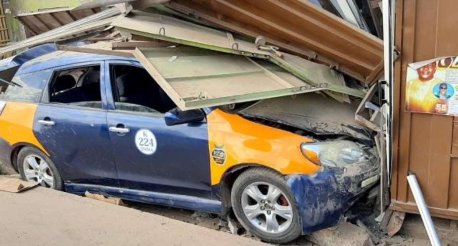 Two Escapes Death In Car Crash At Akyempim