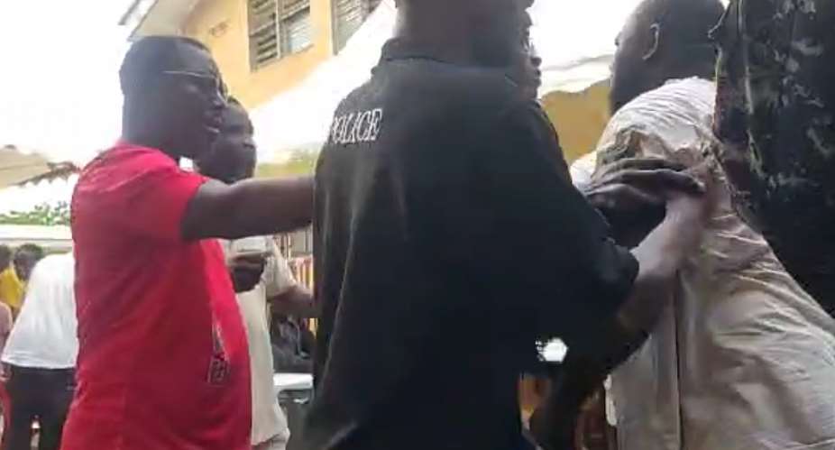 Limited Voter Registration: NPP, NDC supporters clash over registration of minors at Ga South