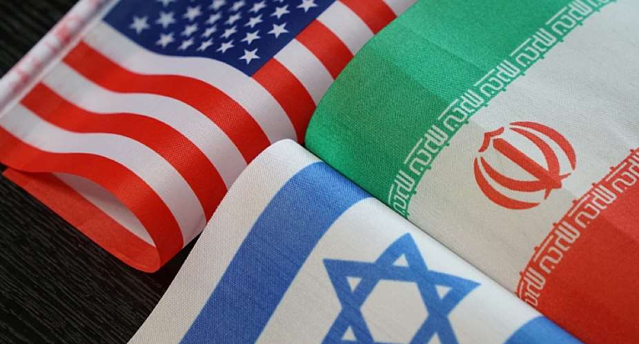 Flags of the USA, Israel and Iran  picture alliance / CFOTO  CFOTO