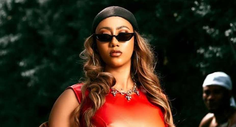 Why did Charterhouse allow an ex-convict Hajia4Reall to present an award? – Priscy Wan