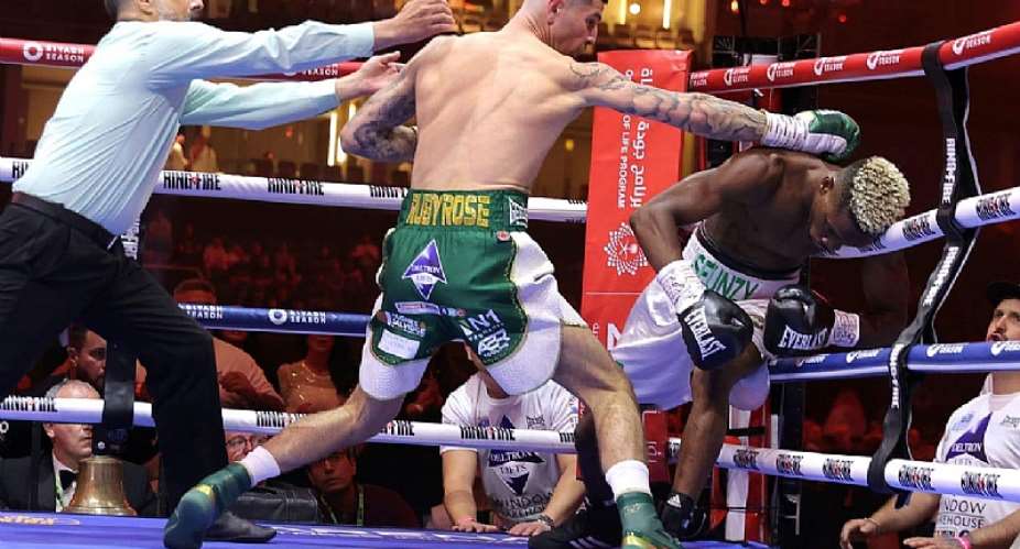 Seunzy Wahab misses WBC Silver title as he loses in round one to Englishman Mark Chamberlain