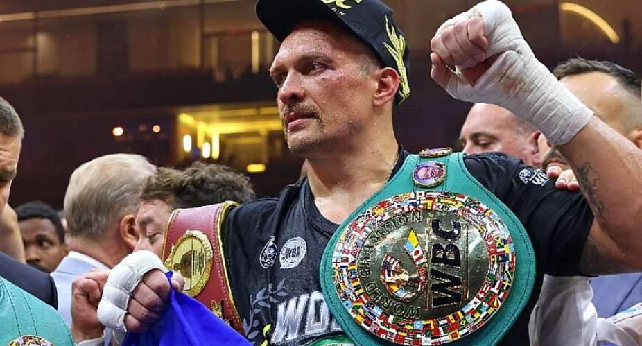 Usyk beats Fury to become undisputed heavyweight champion