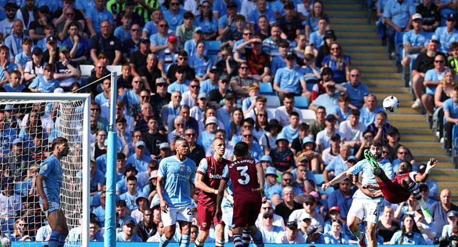 Incredible goal - Gary Neville praises Mohammed Kudus after scoring stunning bicycle kick goal against Man City