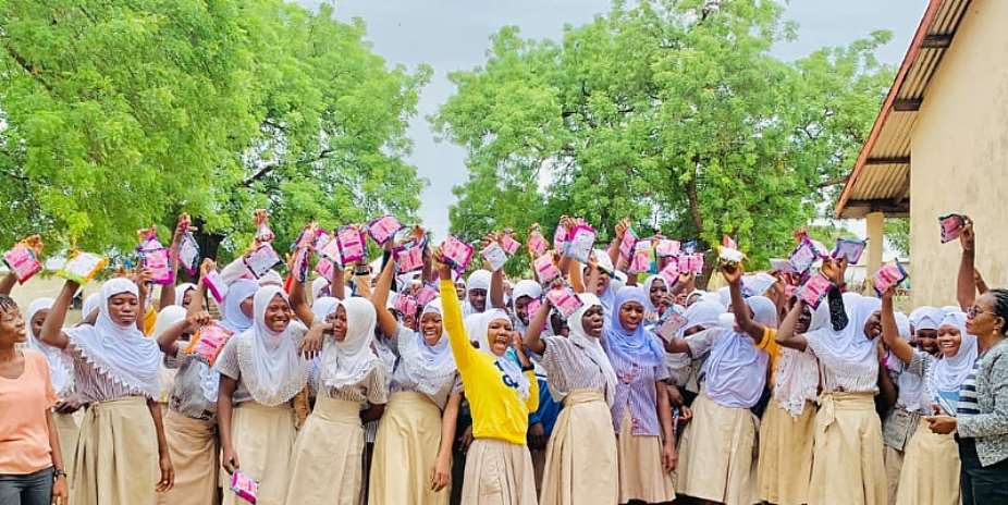 The Willma Youth Club donates reusable sanitary pads to Boli M/A JHS