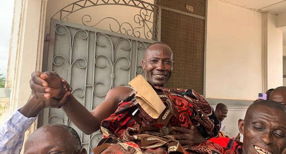 Former Akrofuom DCE Hon. Dr. Maurice Jonas Woode Enstooled as ‘Asomdwoe Hene’