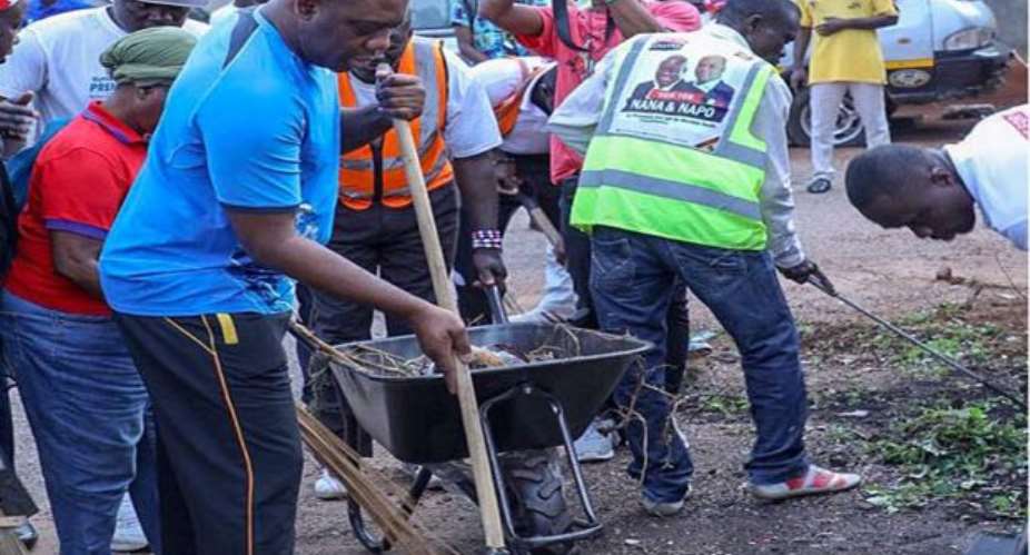 Asantehenes 19th Anniversary: NAPO Leads Clean Up Exercise At Manhyia Palace
