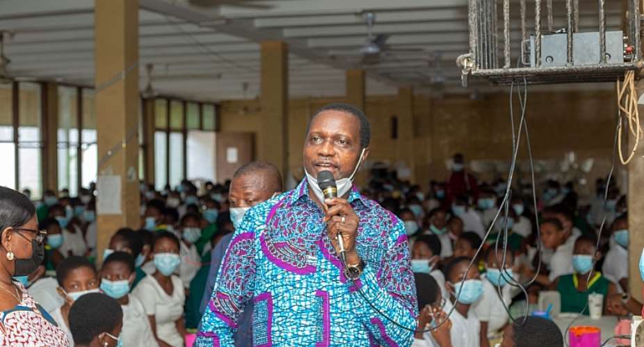 Free SHS will stay  – Education Minister