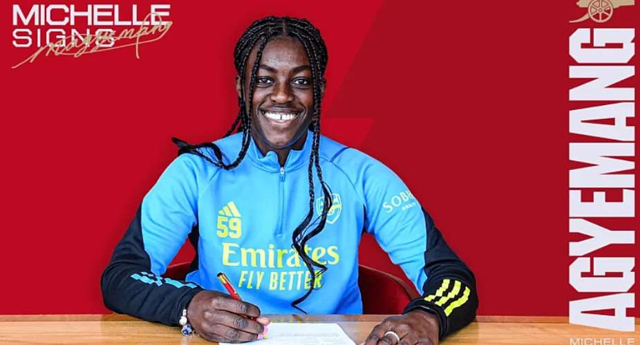 Michelle Agyemang signs first professional contract with Arsenal
