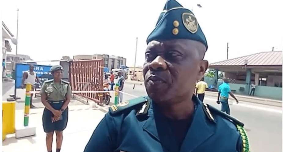 GIS Commander at Aflao calls for calm and cooperation after stone attack on officers