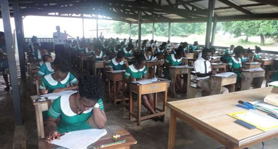 Regulation barring pregnant students from sitting exams scrapped