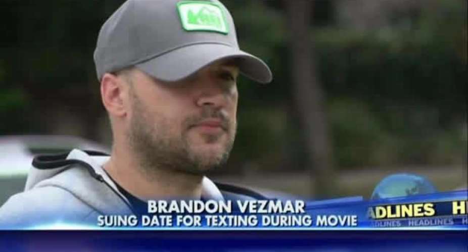 Man sues date for texting during movie