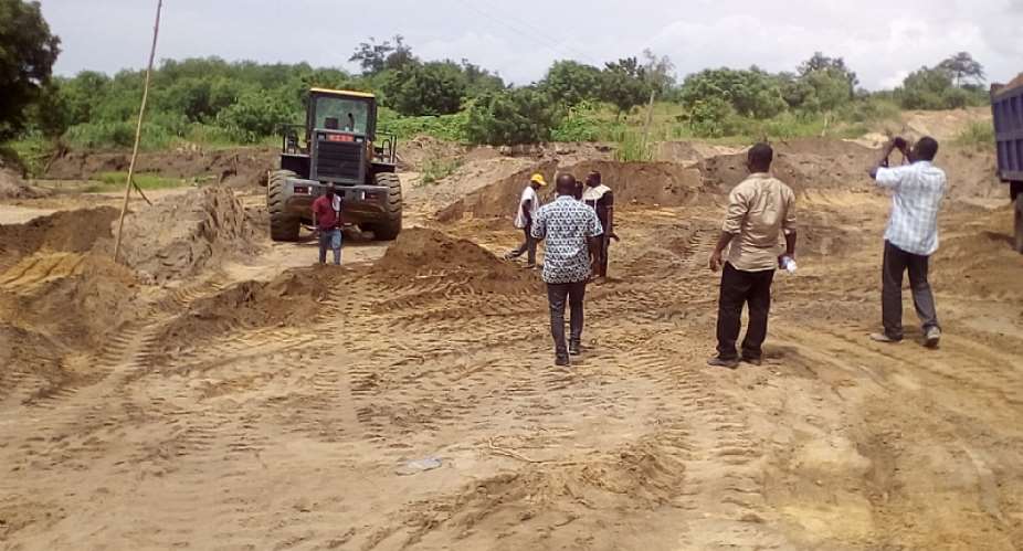 Gomoa East DCE Chases Illegal Sand WinnersTo Pave Way For Planting For Food And Jobs Policy