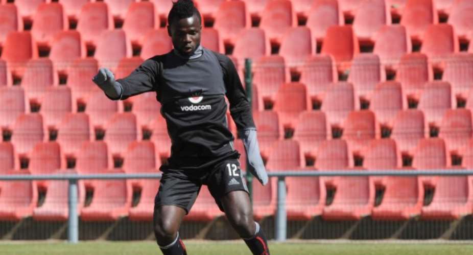 South-Africa based Bernard Morrison wants to see out his Orlando Pirates contract