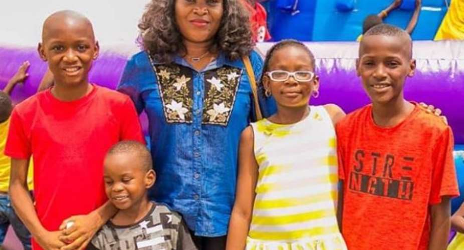 How comes 2face kids looks like they are suffering...Fan Shades