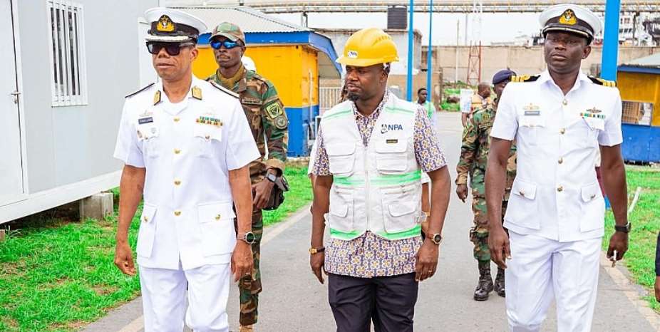 NPA CEO Edudzi Tameklo (middle) visits Eastern Naval Command (ENC) in Tema