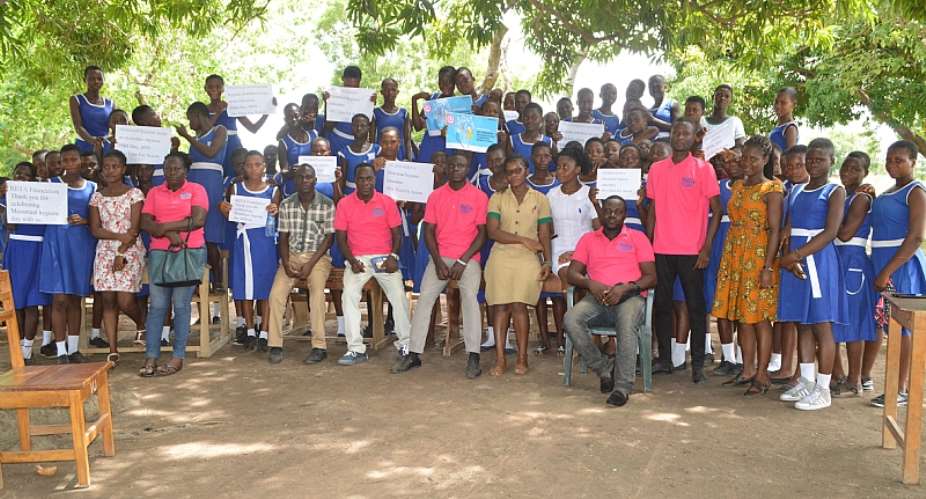 RETA Foundation Educates Students At Atebubu-Amantin On Menstrual Hygiene