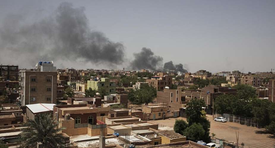 Ceasefire ends in Sudan with fresh fighting and no route for aid