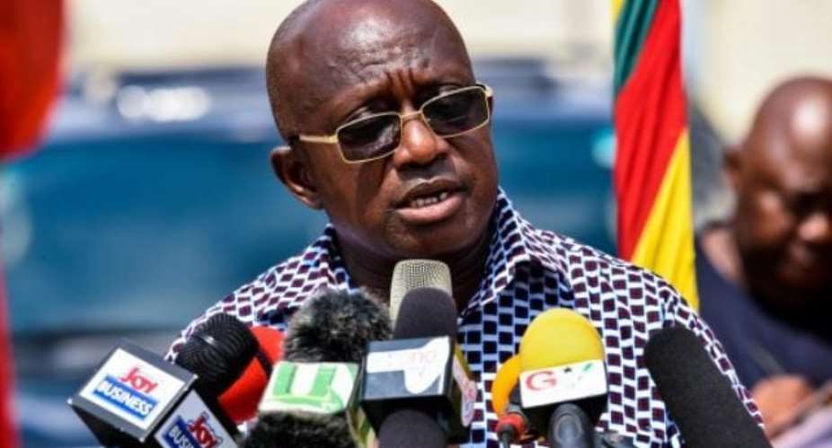 A/R: Govt to terminate some road contracts – Ashanti regional minister