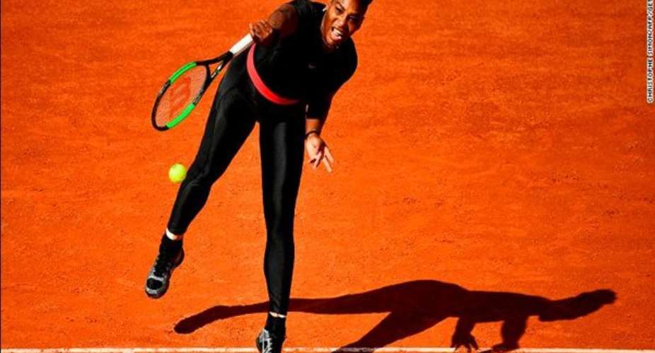 'Superhero' Serena Williams Wins On French Open Return