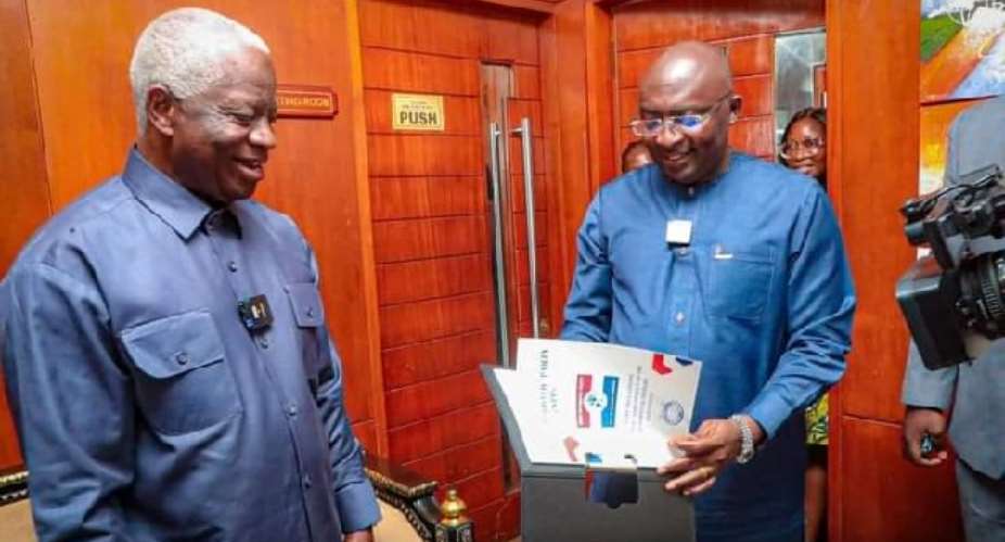 Bawumia receives nomination forms to join NPP flagbearer race