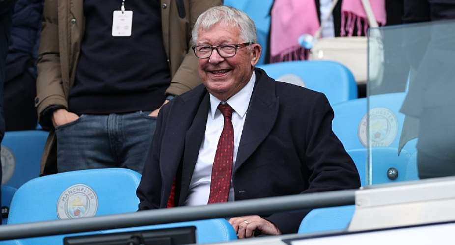 Sir Alex Ferguson makes Arsenal feelings clear in brutal private text message to PSG president