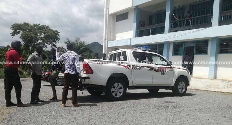 Court Remands Policeman, Another Arrested For Robbery