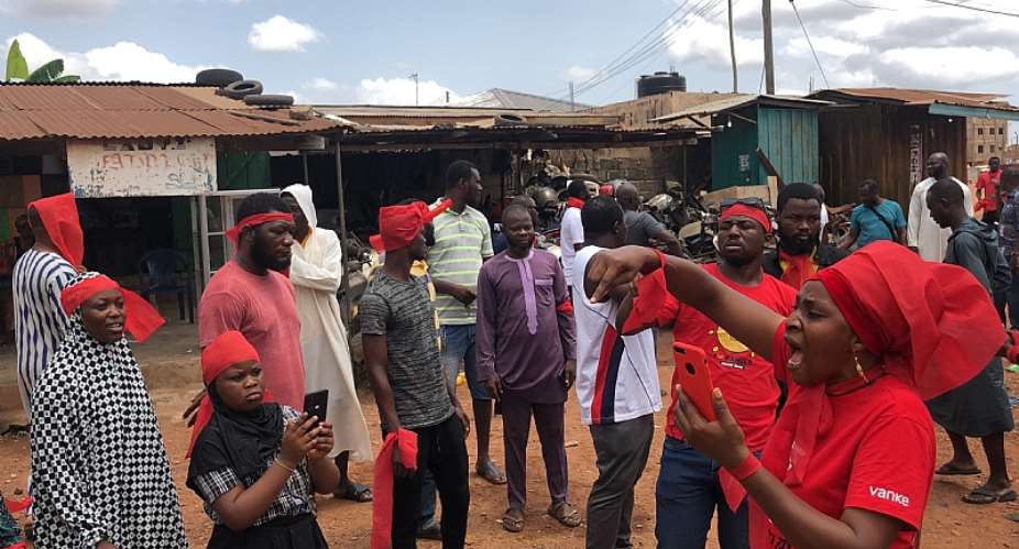 Madina youth fight against the sale of community land