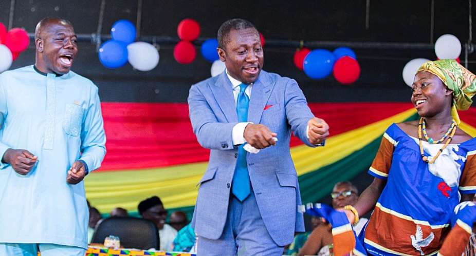 Effutu: 'Stop eating at night and take care of your health' — Afenyo Markin advise constituents