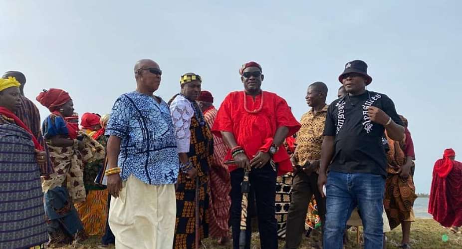 Torgbui Adzenu III raises alarm over coastal erosion in Fuveme