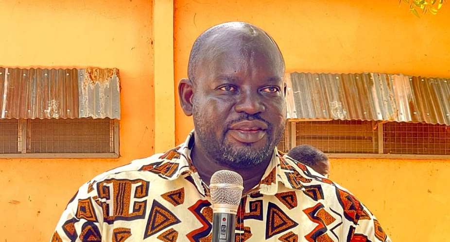 Bongo: Lawyer Charles Bawadua cuts sod for mechanized borehole at Gowrie SHS