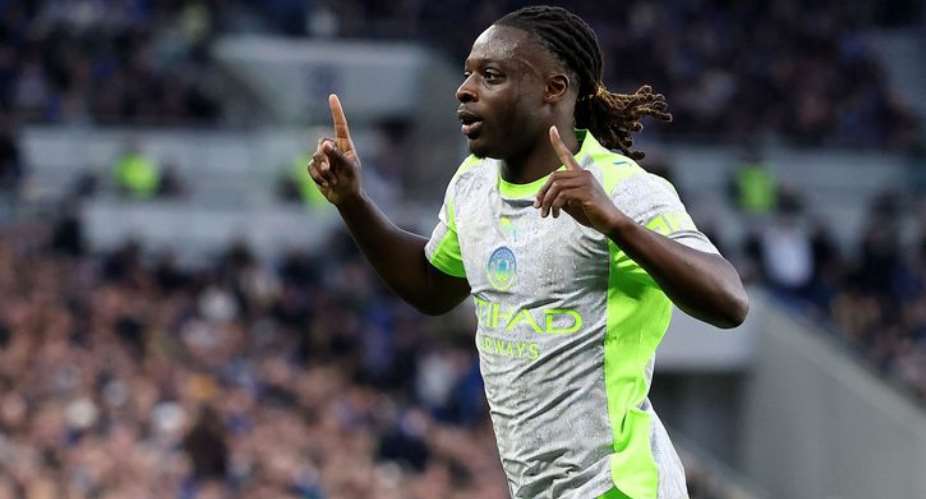 PL:Jeremy Doku rescues dramatic point as Manchester City lose ground in title race at Everton