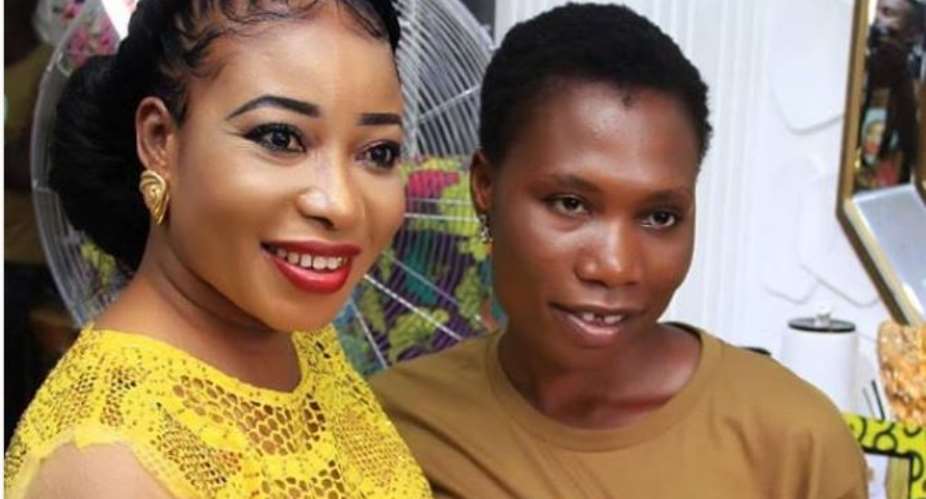 Actress, Lizzy Anjorin Jubilates as Sales Girl is Being Sponsored Abroad