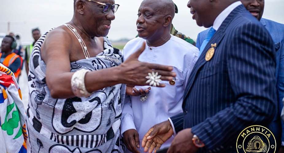 Daasebre Osei Bonsu II with Otumfuo Osei Tutu II