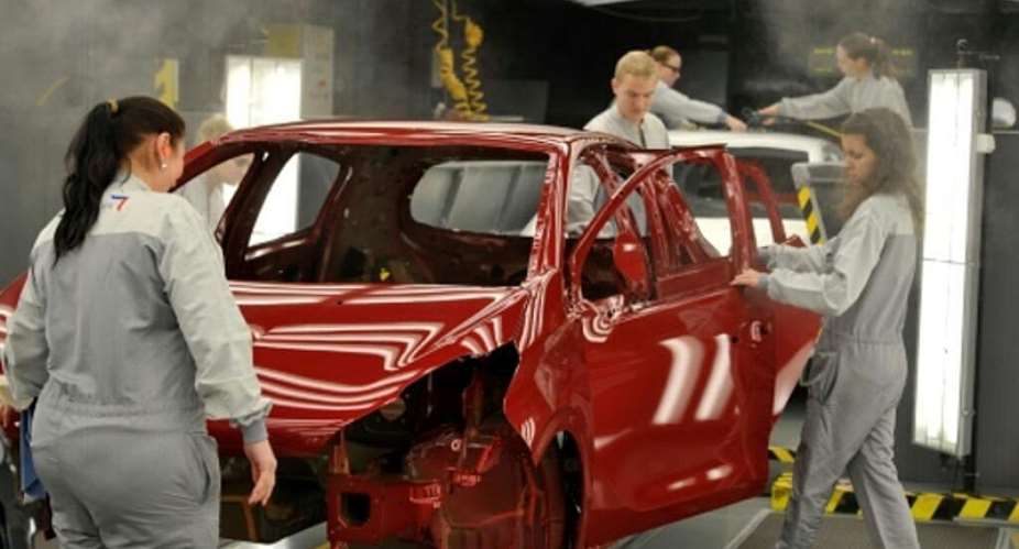 EU and US trade officials are set for fresh talks in Paris on 5 May 2026, as tensions rise over Washington’s threat to ramp up tariffs on European vehicles. - AFP/File