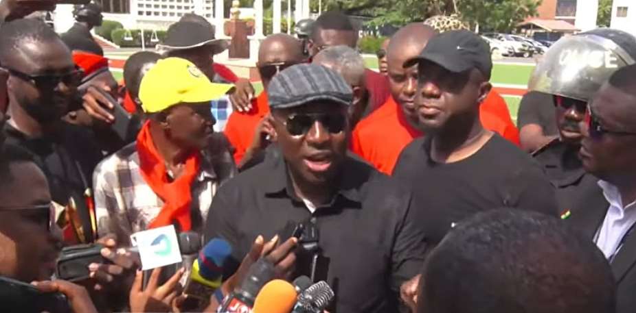 Constable Forson disappeared after hitting me, other officers quickly intervened and assisted me into the restricted area — Afenyo Markin recounts